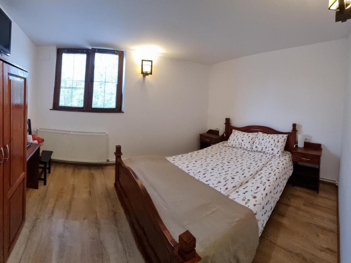 Casa Bunicului Βίλα Vistisoara Δωμάτιο φωτογραφία