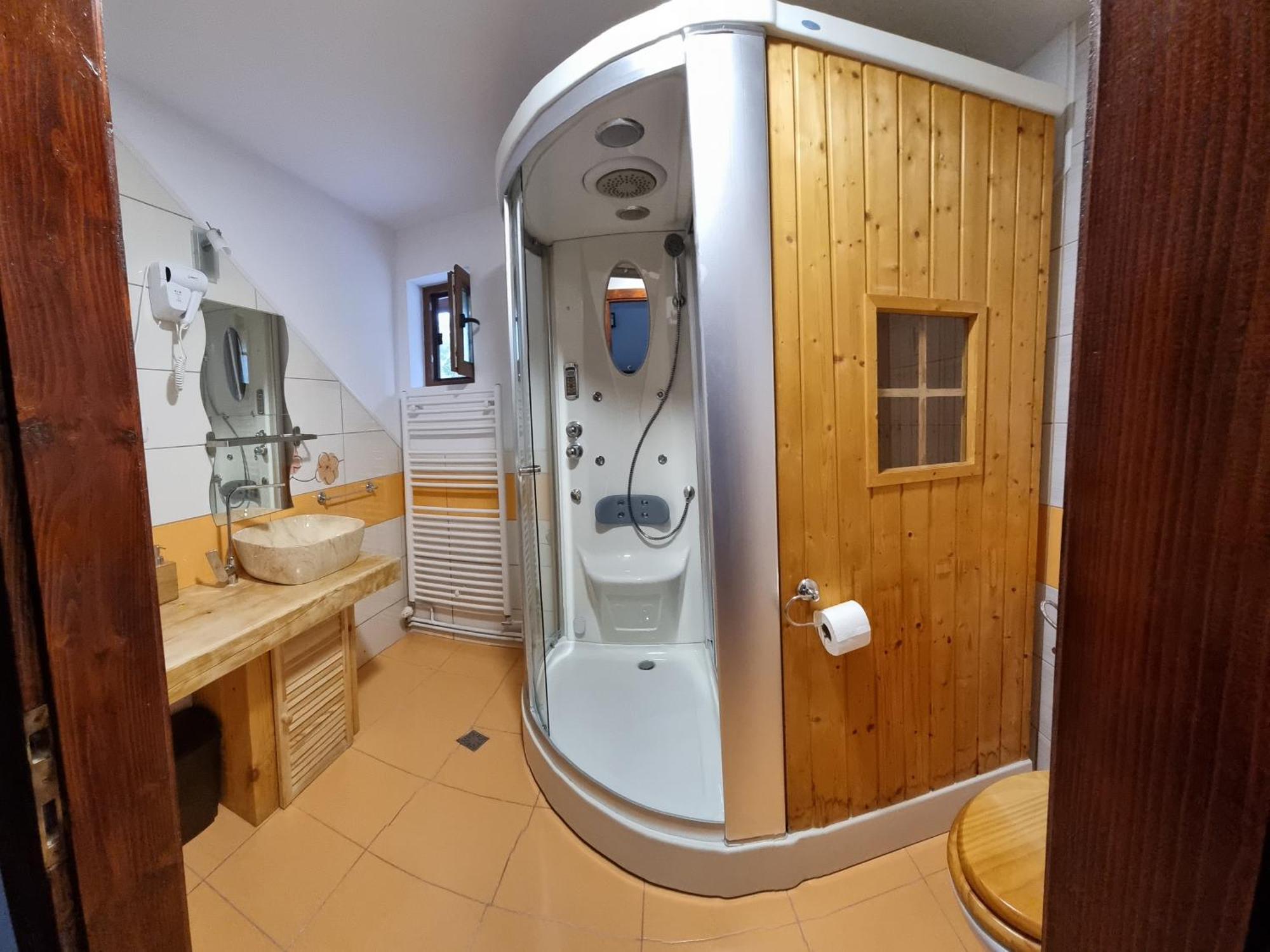 Casa Bunicului Βίλα Vistisoara Δωμάτιο φωτογραφία